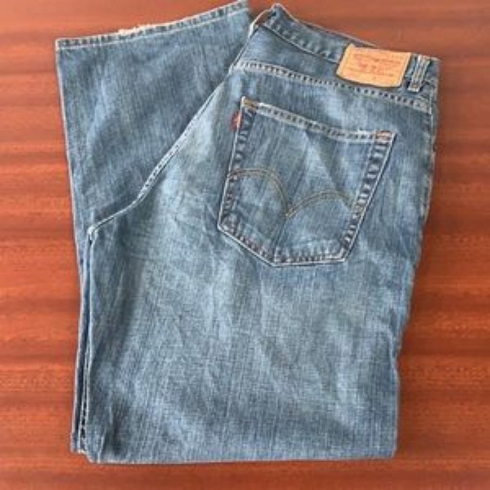 Vintage man’s 569 revise mom jeans